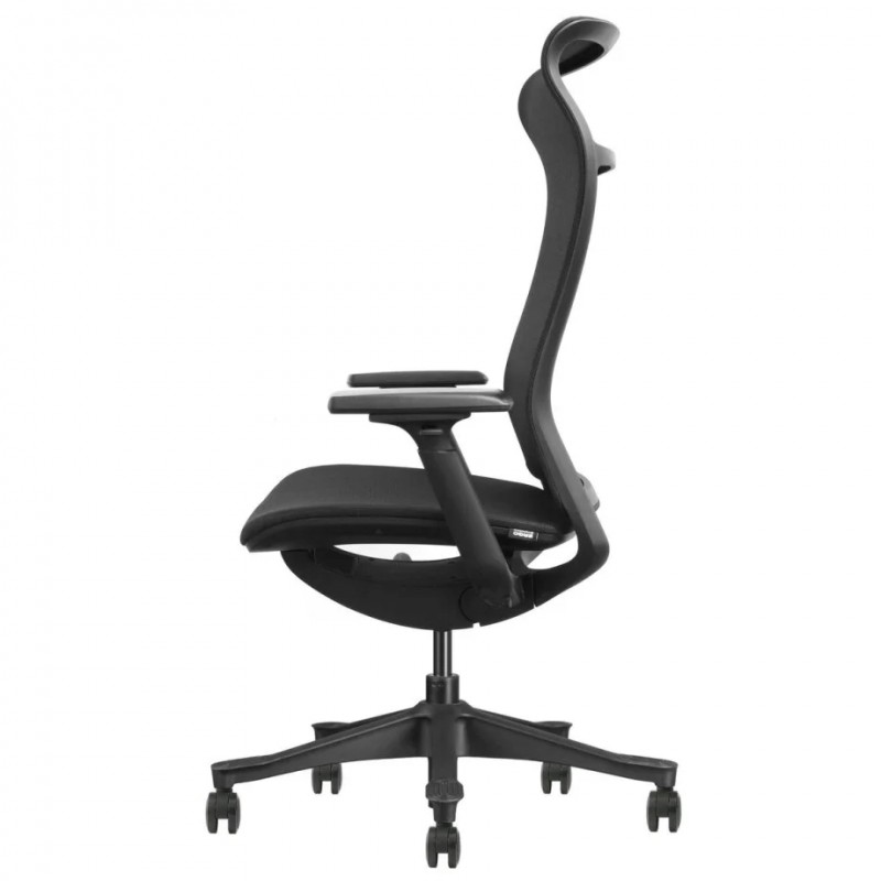 Крісло офісне LUCAS чорна сітка / чорний каркас Intarsio