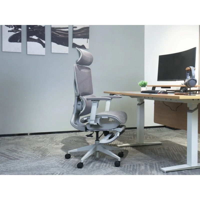 Крісло офісне MARKUS F сіра сітка / сірий каркас з підставкою для ніг Intarsio