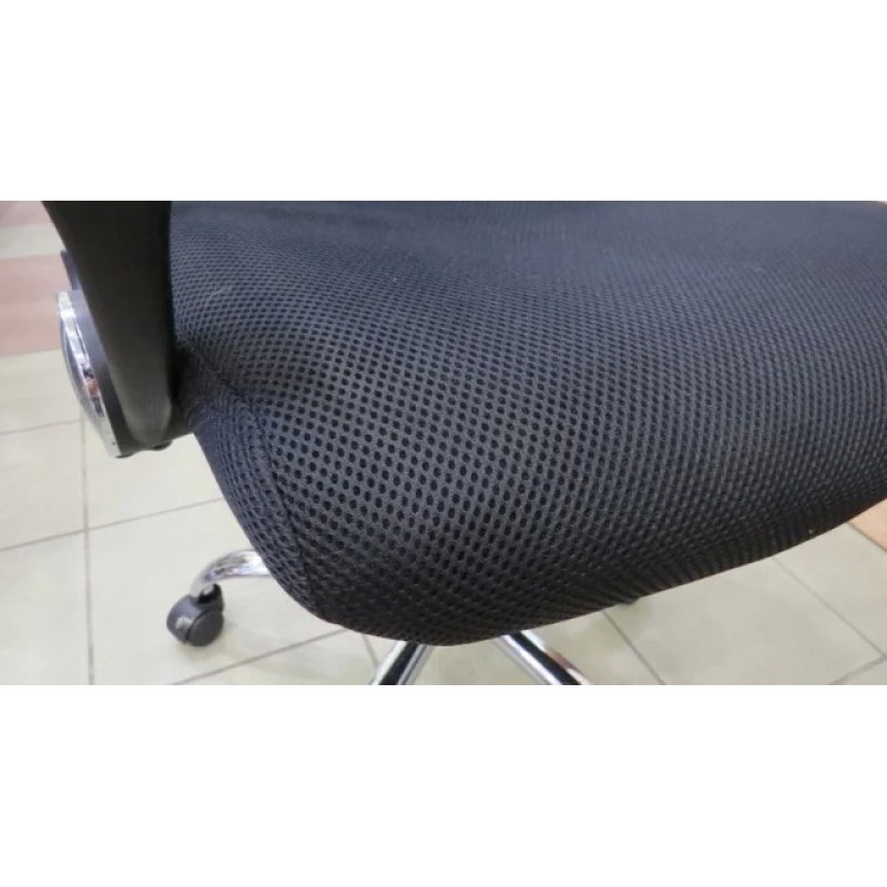 Компютерне крісло поворотне Q-025 Чорний OBRQ025Z Signal