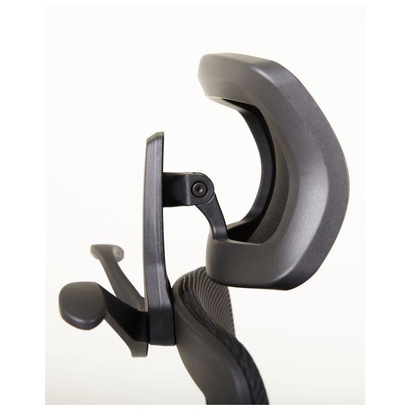 Крісло Titan HR Black/Black AMF Крісло Titan HR Black/Black AMF