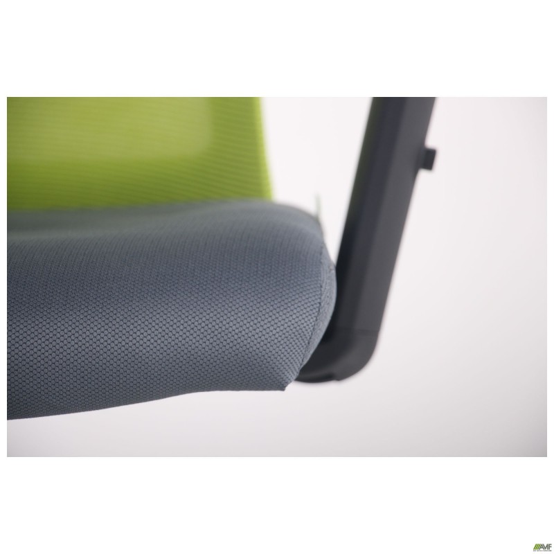 Крісло Uran Black HR сидіння Нест-08 сіра/спинка Сітка SL-06 салатова AMF