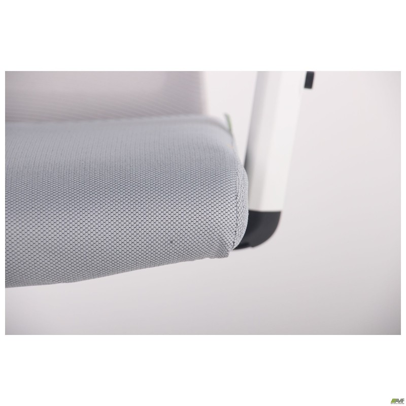 Крісло Uran White HR сидіння Нест-19 св.сіра/спинка Сітка SL-01 св.сіра AMF