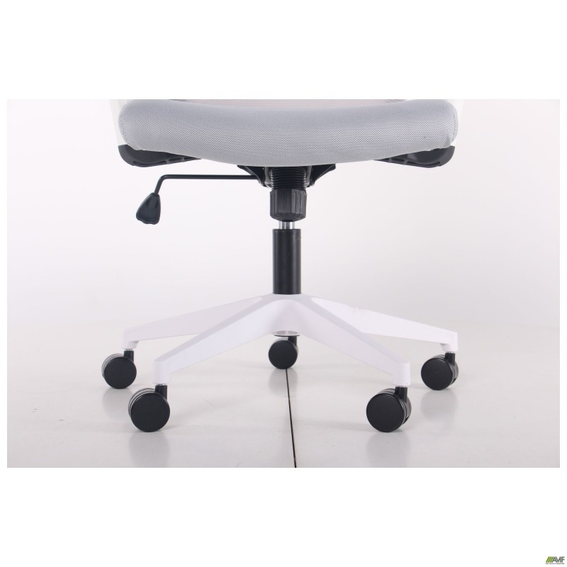 Крісло Uran White сидіння Нест-19 св.сіра/спинка Сітка SL-01 св.сіра AMF