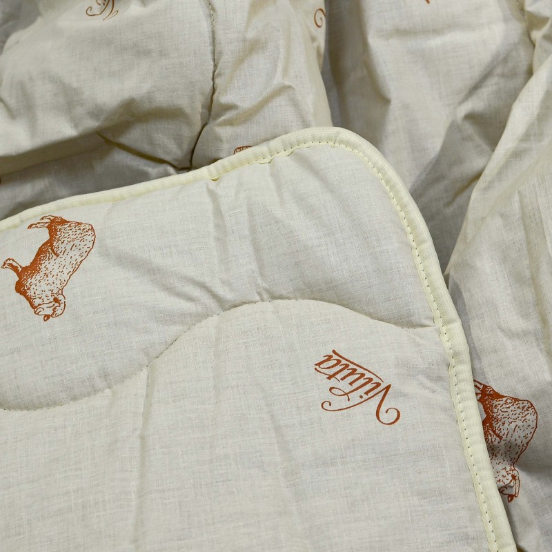 Ковдра вовняна стьобана Вилюта Premium 170х205