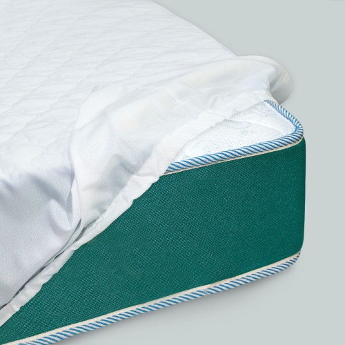 Наматрацник стьобаний з бортами мікрофібра 180х200