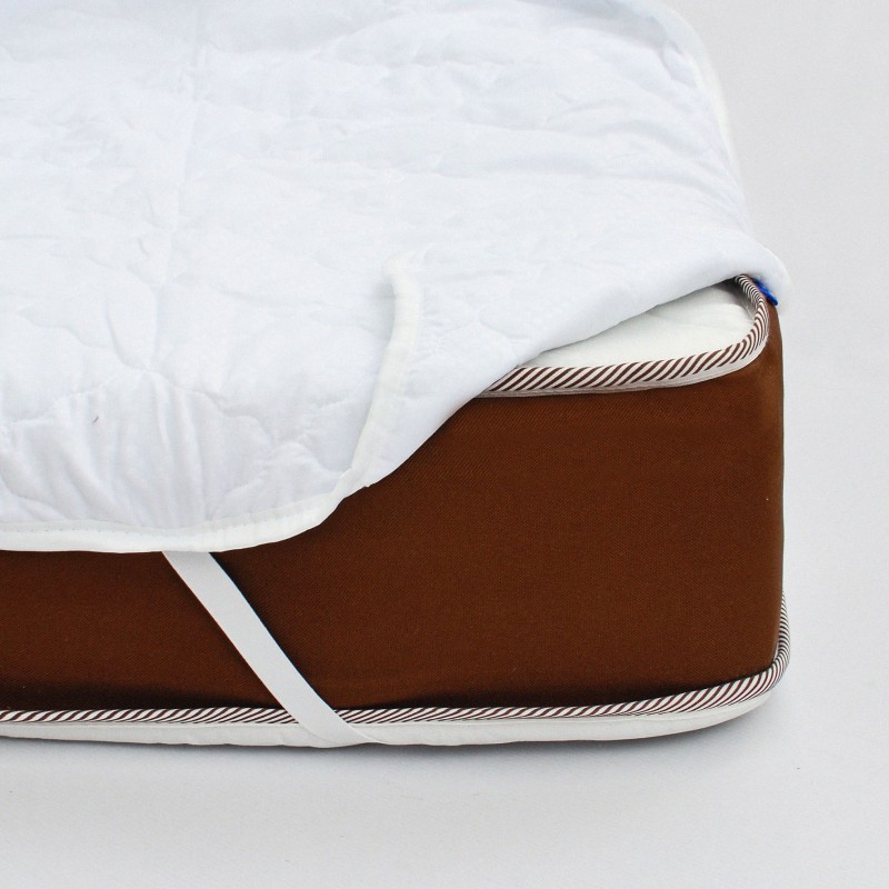 Наматрацник стьобаний з резинкою на кутах мікрофібра 160х190